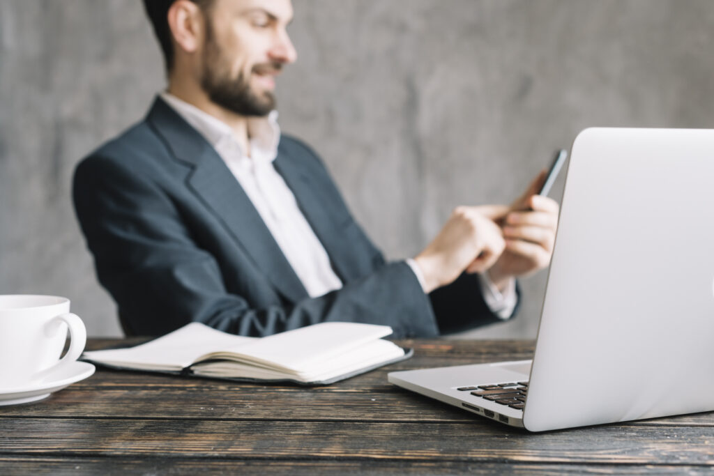 advogado trabalhista online
