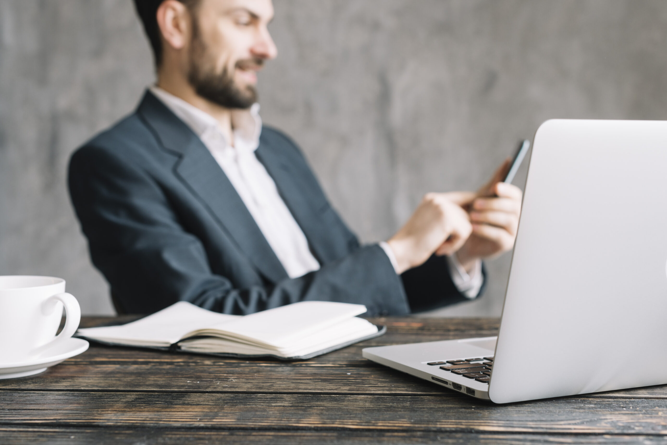 advogado trabalhista online